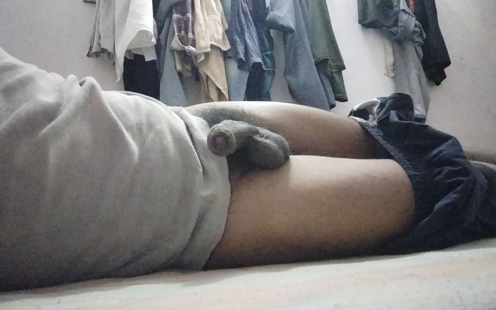RobinH: Sozinha em casa