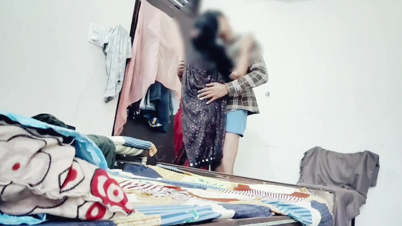 Divyax: Suri rumah berkongkek dengan abang ipar jiran