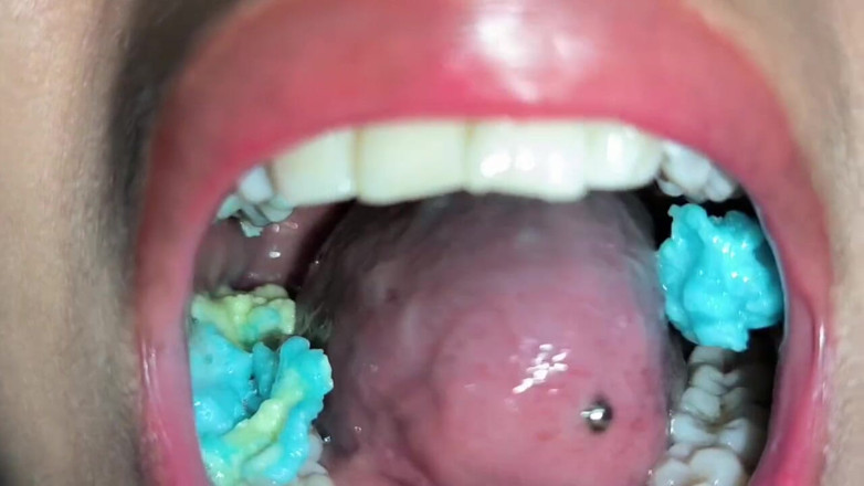 Isabel: Snake Gum