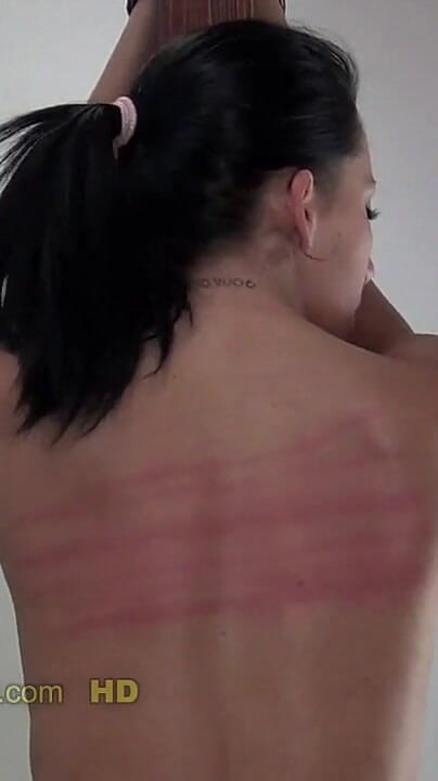 Leonelle Spanking Machine - Bare Back Whipping (The Spanking Machine)