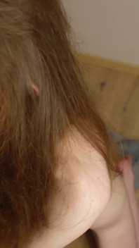 Pipe Avec Gorge Profonde Et Éjaculation Dans La Bouche