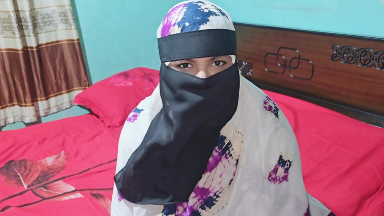 Banglavabi: Aunty Gave Me Her Pink Pussy to Fuck, Oops