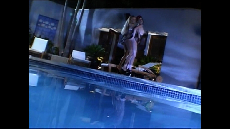 Hard Accademy: Zlobivá děvka bere surový velký penis