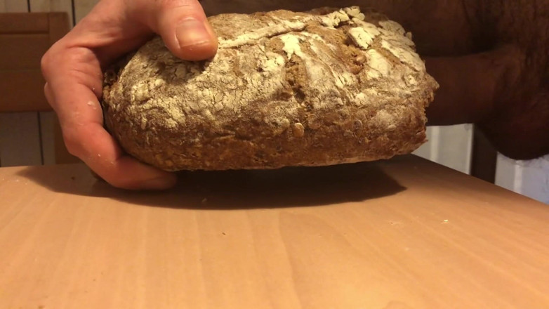 Francesco Spinozzi: Mi scopo il pane con il mocassino