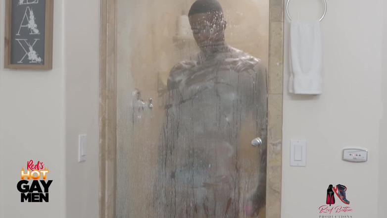 Reds Hot Gay Men: 샤워 솔로 애널