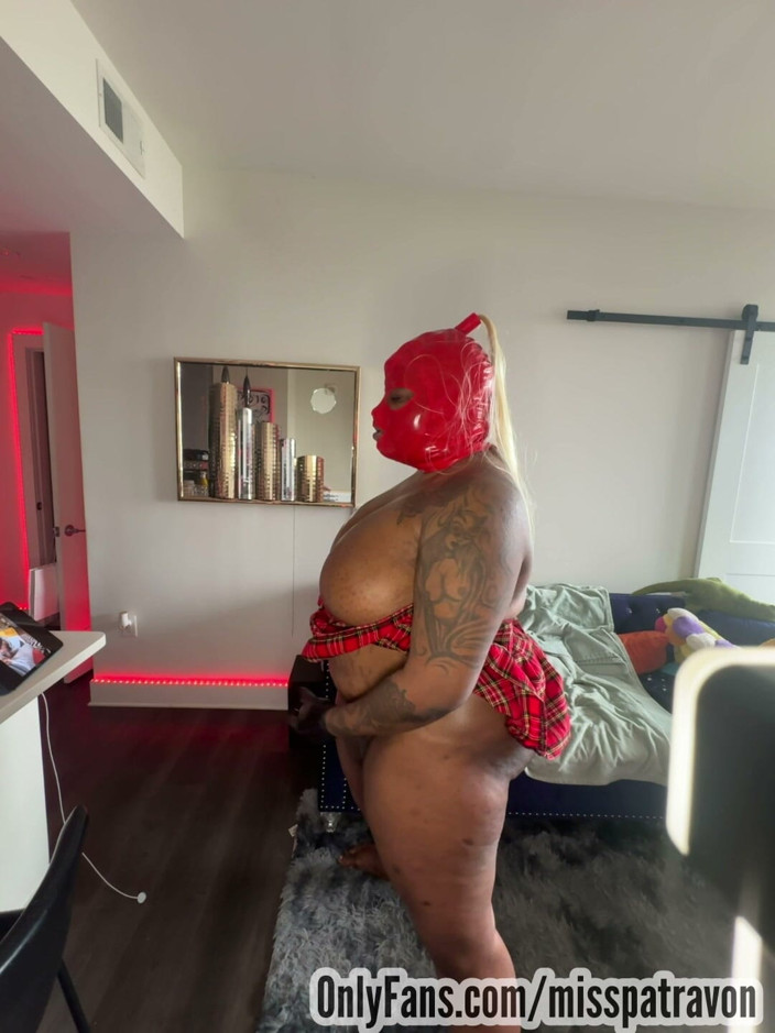 patravontesse: Stepmommy Dearest Patra in Red Latex