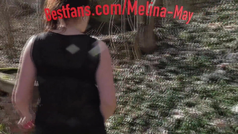 Melina May: Il mio primo video di piscio 2017