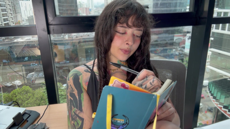 Pedazodchicle: 그녀의 거대한 해부학을 가르치기 위해 예술 교사가 당신을 축소