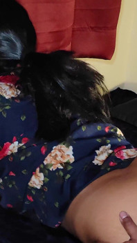 Rabuda Redonda E Peitos Suculentos Asiáticos MILF
