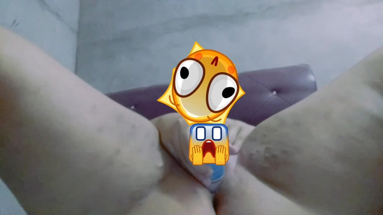 CumOnMeth: Ingen dildo, jag använde deodorant för att få mig att...