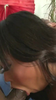 Dulce asiática puta consigue facialized de musculoso bbc tio