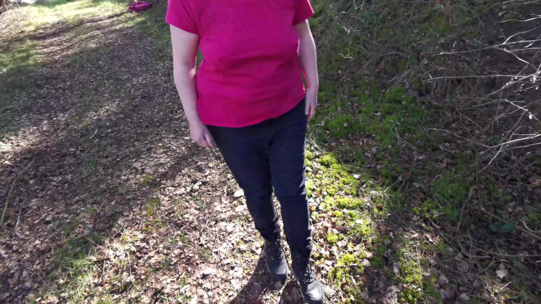 Bouncy Tits Action: Hard Naked Titslapping Outdoors