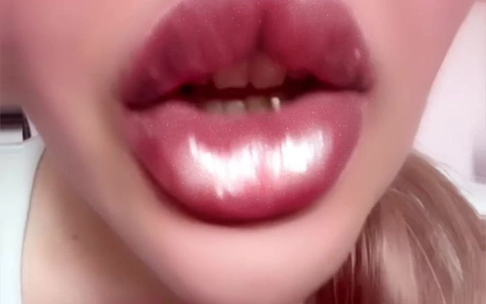 FinDom Goaldigger: Brillant à lèvres et grosses lèvres