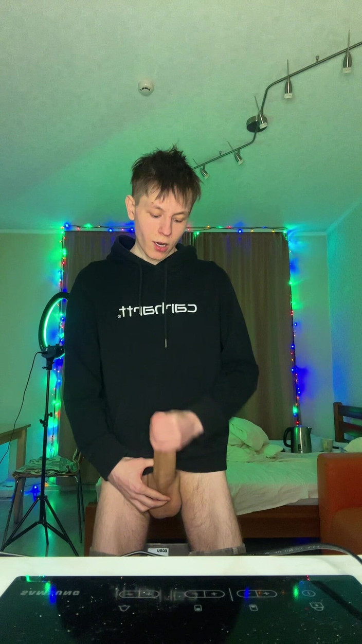 Morflot24: Tengok Berapa Banyak Air Mani – Twink Lapar Ini Boleh Sembur