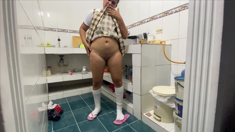Kanu Eel: Hardcore-sex mit einer latina mit dicken hintern in einer college-uniform...