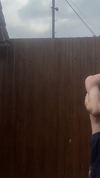 399581438682341376.mp4