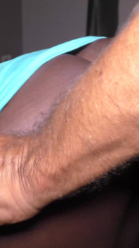 Bootylicious teen ebano viene imprgata da dietro