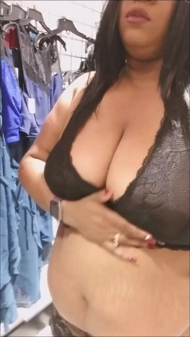 Josie4yourpleasure: BBW Torrid Biustonosz Przymierzanie HD