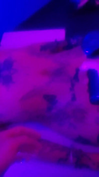 Tantrische Yoni-massage met Thatbosslass