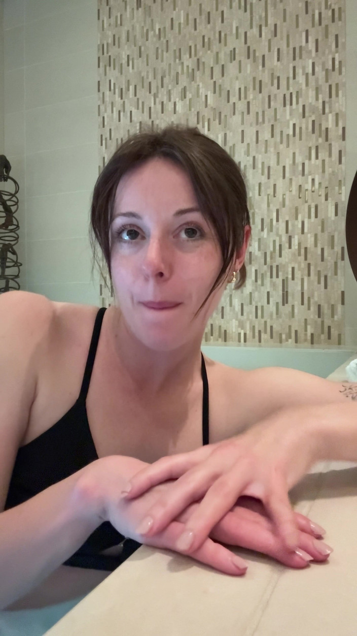 Nadia Foxx: Máy bay bà già cực khoái trong spa!