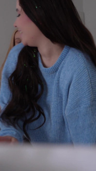 Ho fatto sesso con la mia sorellastra davanti a mia matrigna