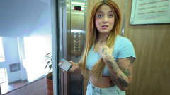 CaroGomez_: Meine Sexy Latina-nachbarin Brauchte Hilfe in Ihrer Küche, Aber Ich...