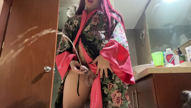 JessieRoss: 3 큰 오줌과 큰 정액