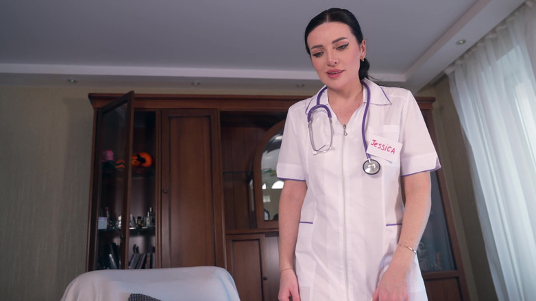 Luna Roulette: Yaramaz bir hemşireden tedavi yöntemleri