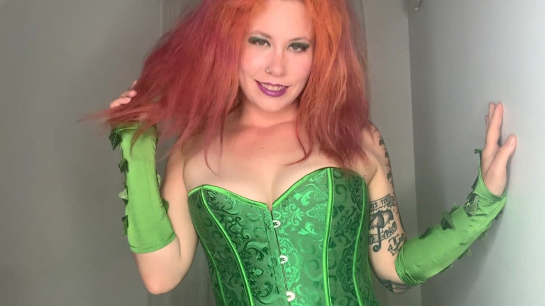 Deanna deadly: Poison Ivy fångar POV Robin retar och avslutar honom med...