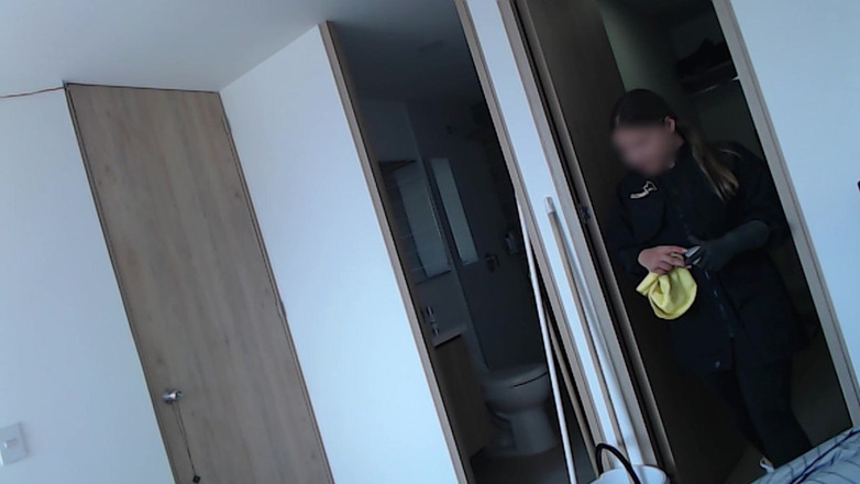 Time traveler: Mladá služka dává svou těsnou kundičku svému šéfovi