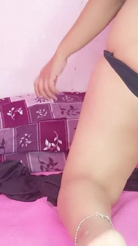 Megha hứng tình