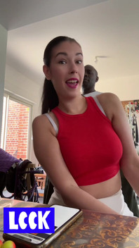 Dann Zerlegte Er Meine Muschi Mit Seinem Großen Schwanz Vor Den Augen Meines Mannes