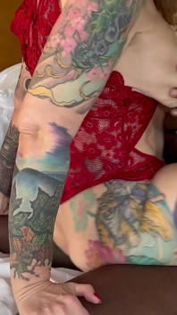 Super Soaker GILF Molly Mcsquirts Vs Stacsxxx