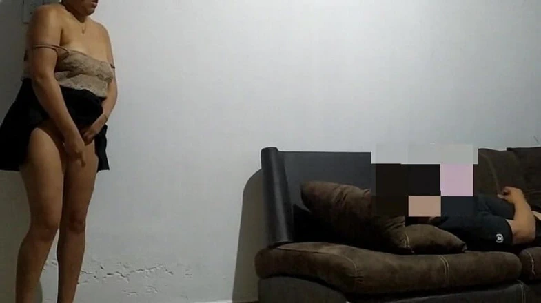 Surprising My Stepsister with the Neighbor While Cuckold Is Away