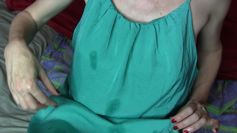 Sylvia Chrystall: Gorgeous Brunette MILF Sylvia Chrystall's First Lipjob Experience.
