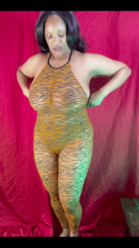 Vicki Bam