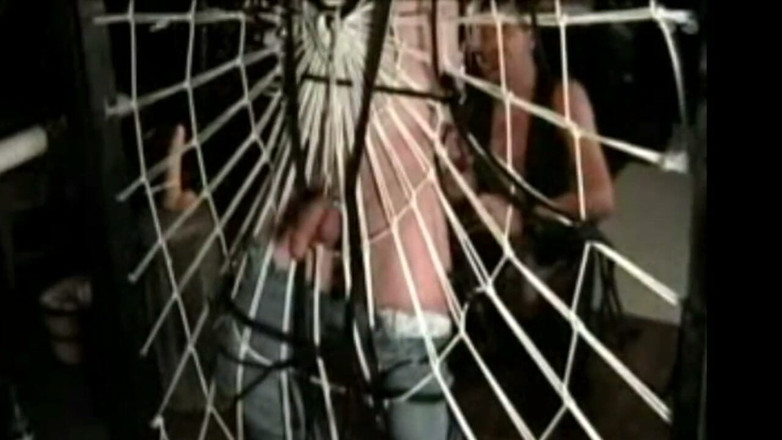 BERLIN BAREBACK CLUB: Hard BDSM Session I Nbackroom