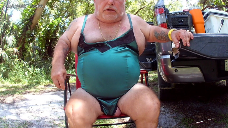 Mark Fletcher: Mark Fletcher Outside Cumming Hard