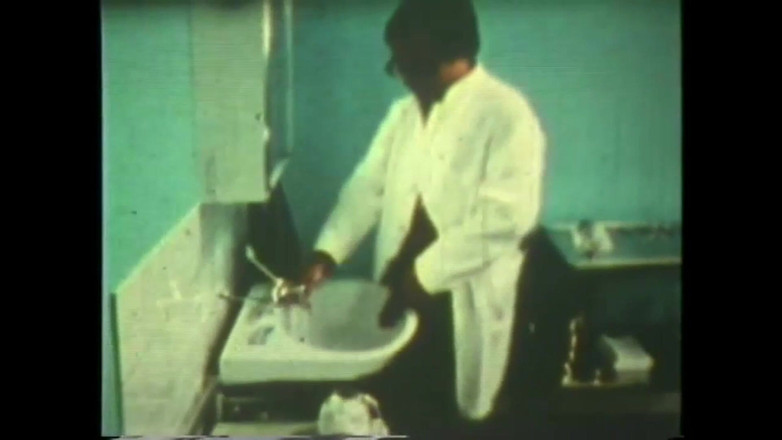 The Unforgettable: Orospu süt alıyor