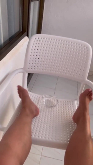 Indian fuck queen: WildEnglishBBW cọ xát âm hộ mập mạp trên ban công của...