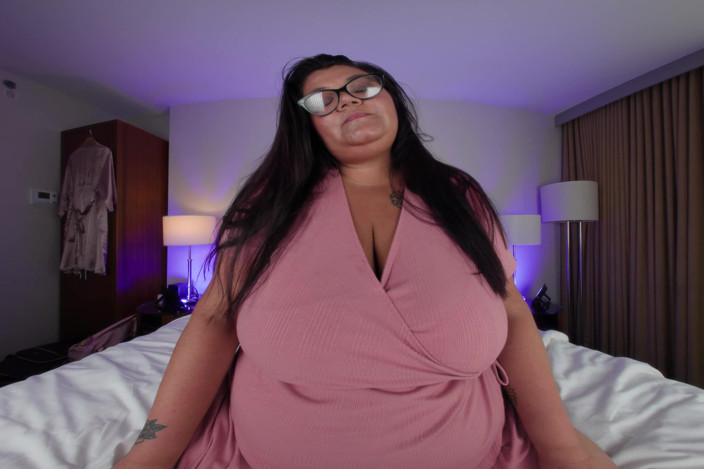 Blush Erotica VR: Raven Belle - Let's Chill- Bevr