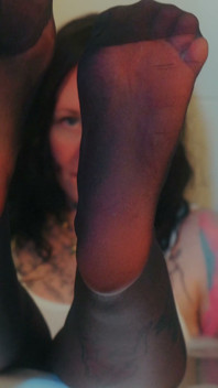 Soaked Tights, Wet Bodysuit: My Bath Footjob with a Cum-pumping Dildo
