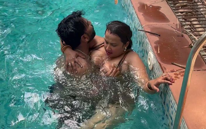 Kamasutra61: Indian Hot Couple Full Fucking Video in Pool Sex Viral...
