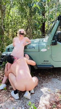 Outdoor Pussy Licking and Blowjob