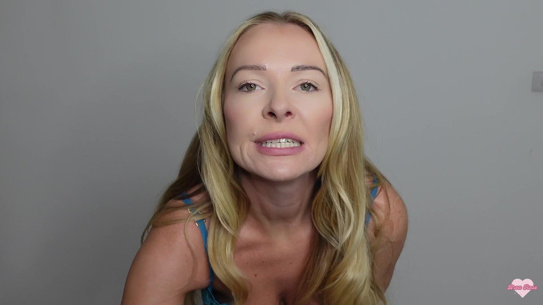 Brea Rose: Directora te burla y te da instrucciones de paja