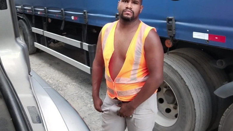 TheBlacKHunterr: Sebelum memuat truk