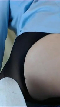 거대한 딜도로 작은 구멍을 큰 크기로 뻗어
