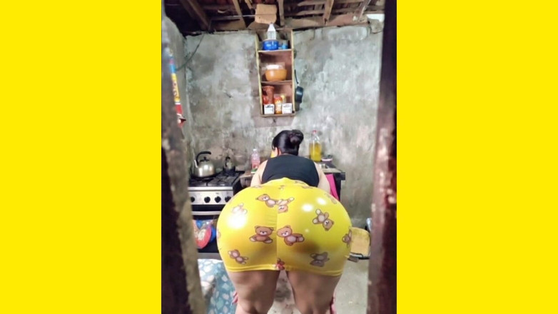 Xprohibidox1: She Dances Well Slutty with Her Yellow Skirt