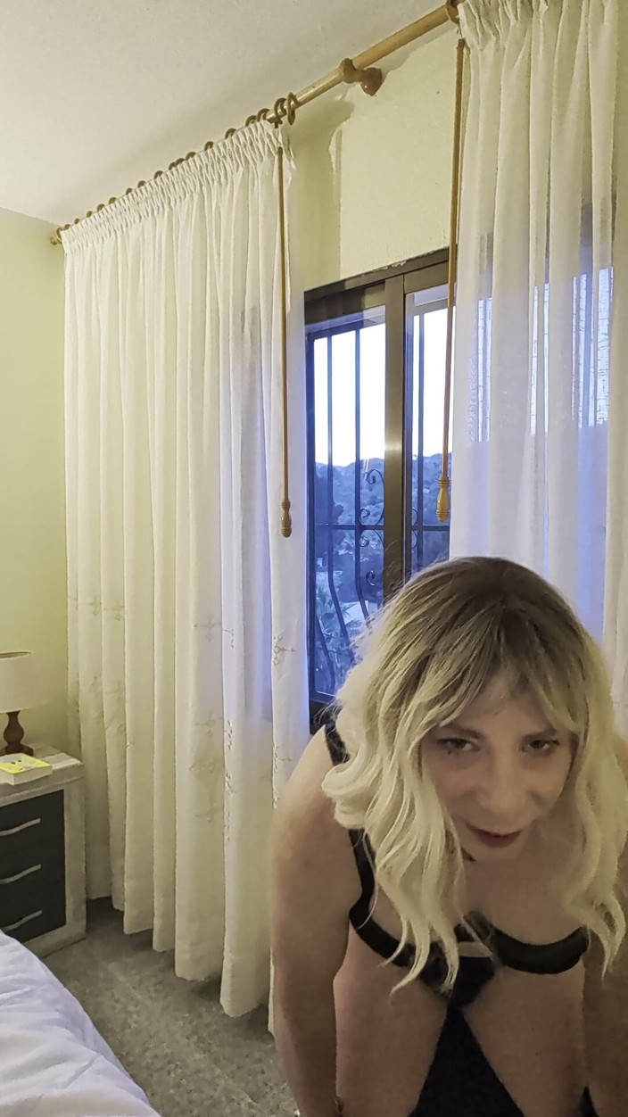 NikkiGee: Nahá na dovolené