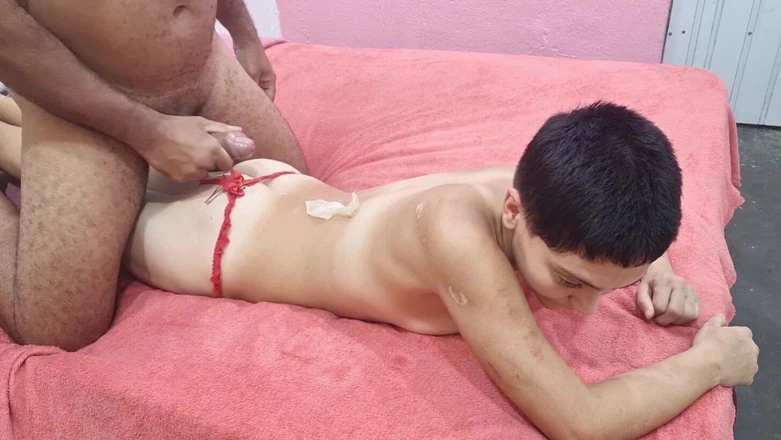 Bebes vagabundas: Comiendo a la lesbiana duro